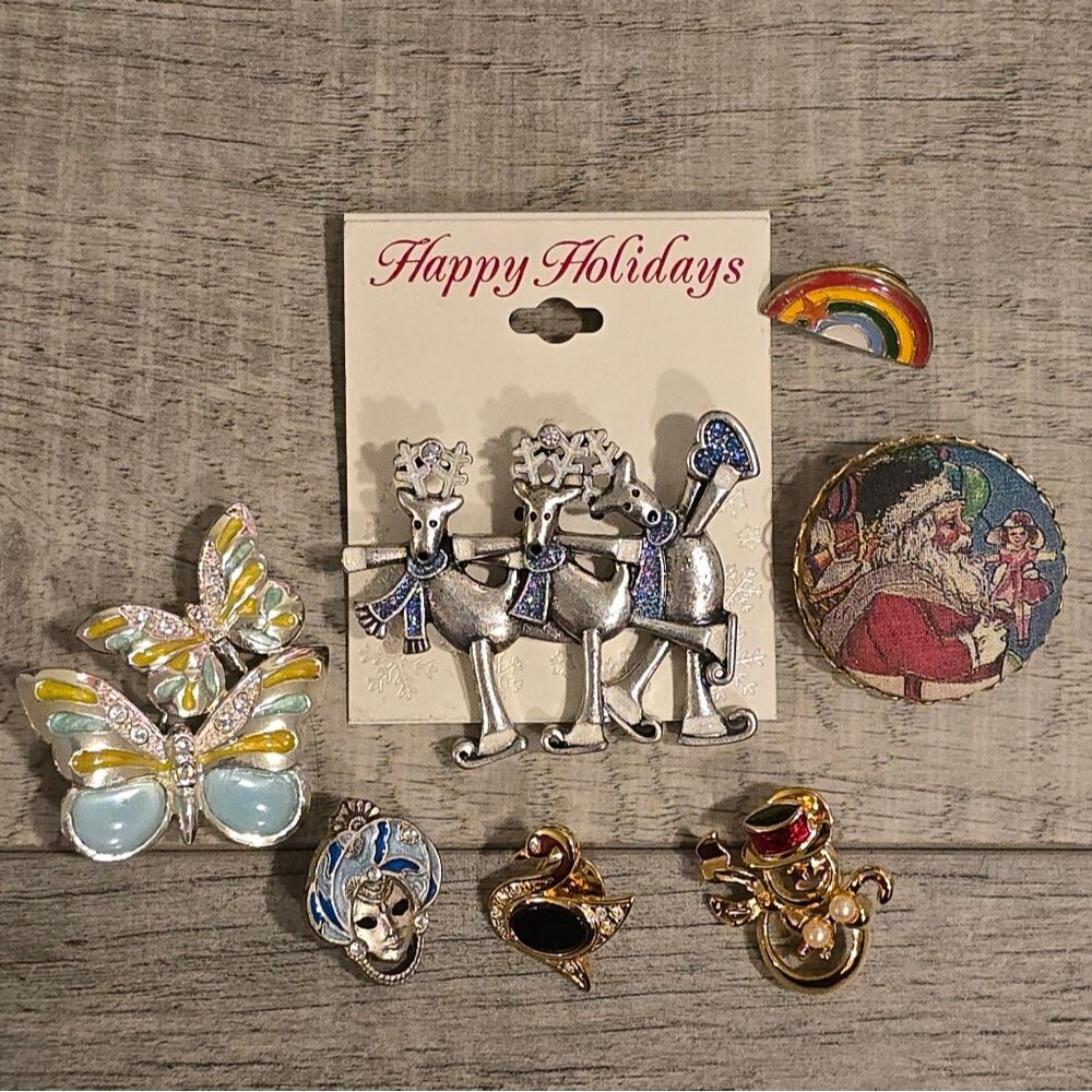Brooches Pins Bundle of 7